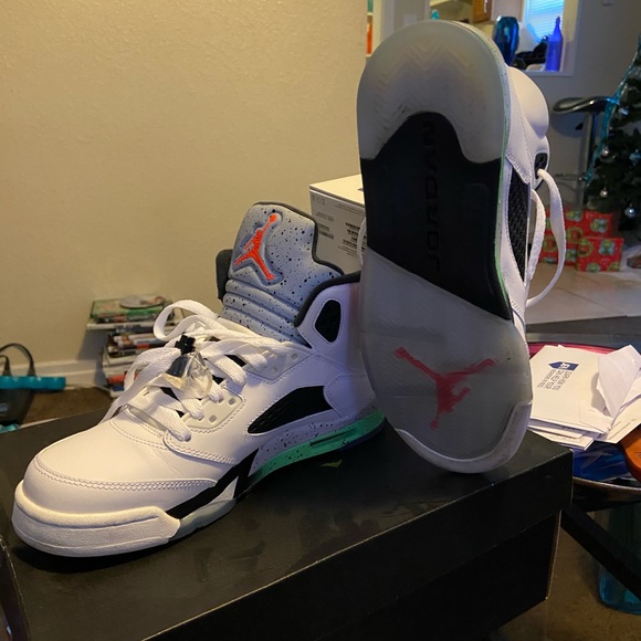 Retro 5 - Picture 2 of 5